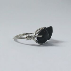 Beautiful Black Onyx Gem Handmade Twisted Silver Wire Ring Size 6.5